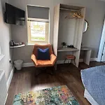 Village Vendégház 4*
