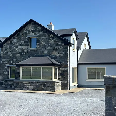 Village * Doolin